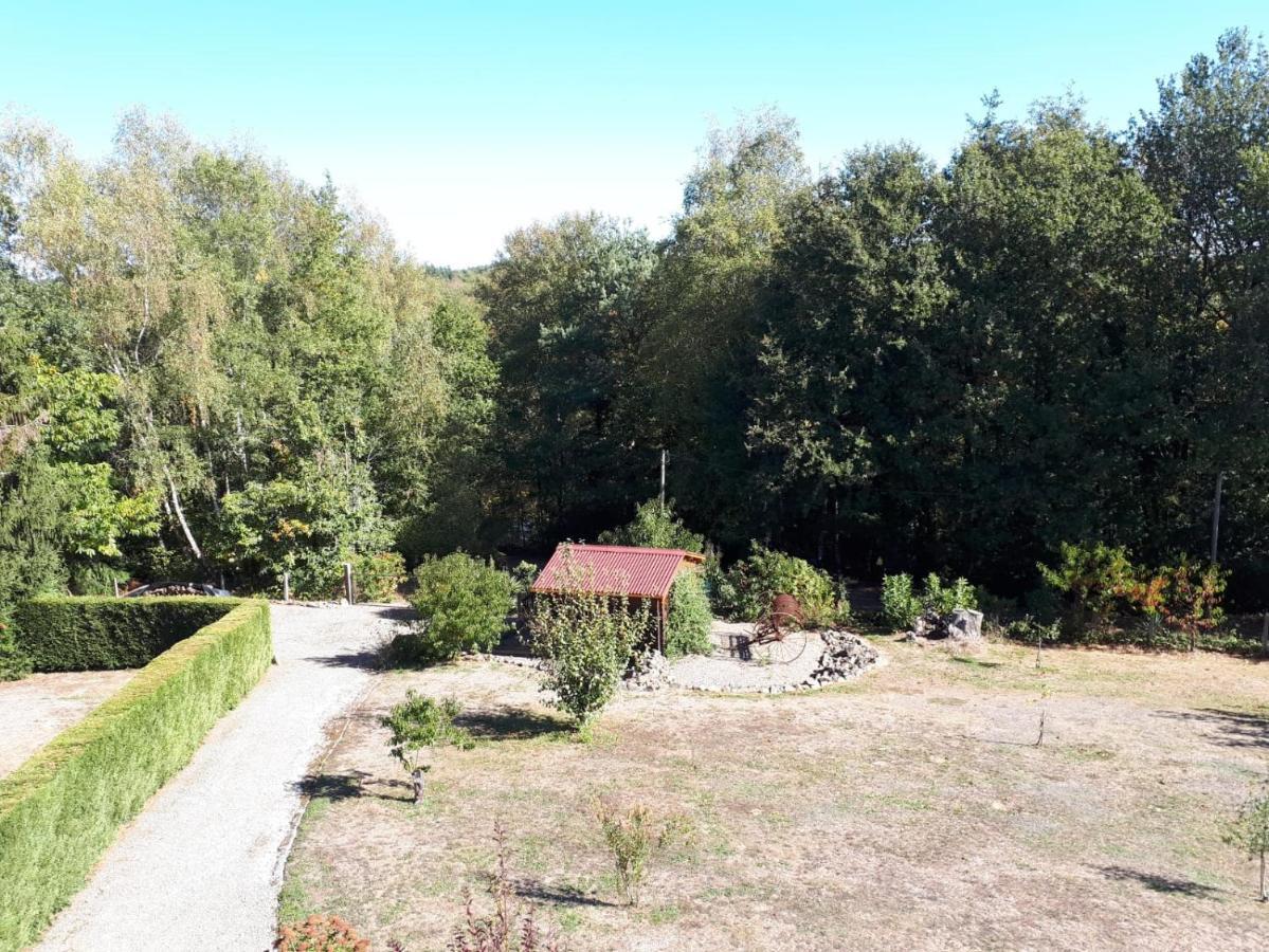 Gite De Lac Tranquille Plaud Exterior photo